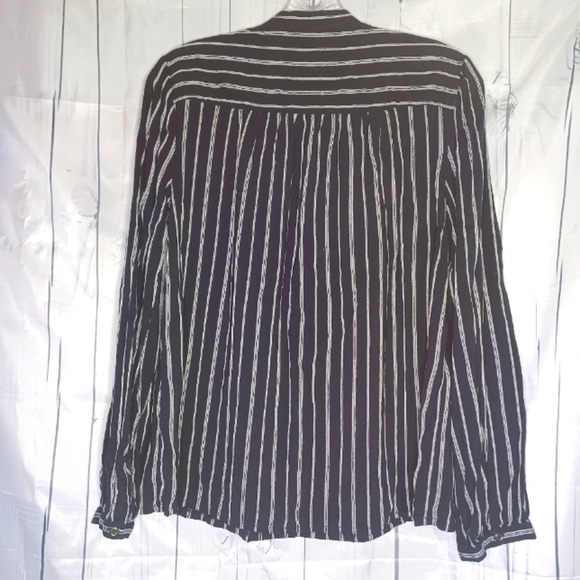 Lucky Brand button-down blue and white striped top - Picture 8 of 13